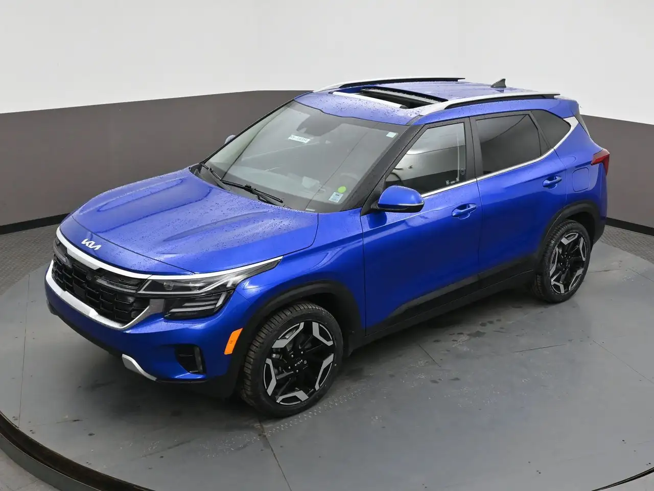 Kia Seltos снимка Kia Seltos