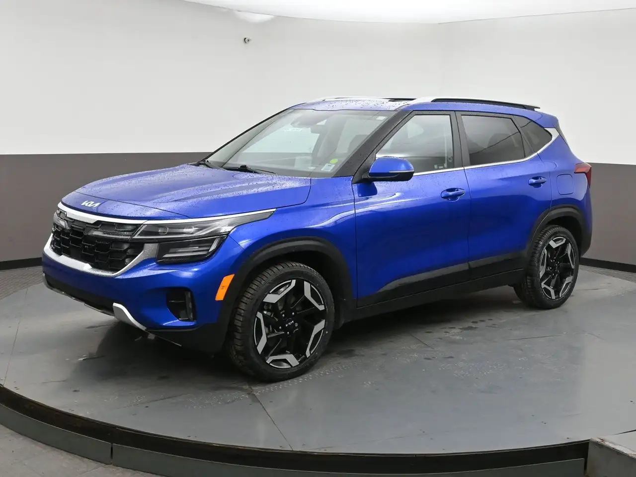 Kia Seltos снимка Kia Seltos