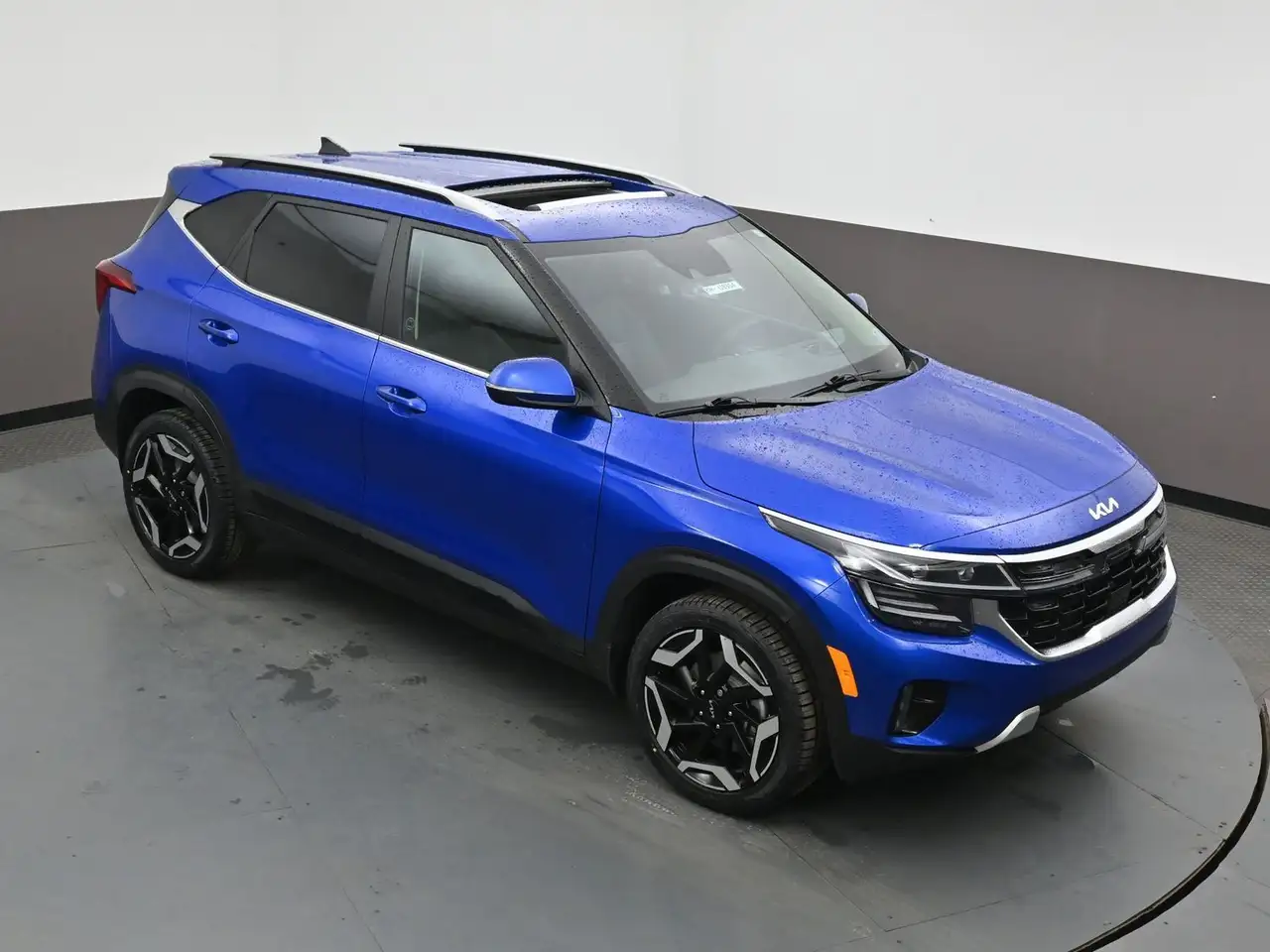 Kia Seltos снимка Kia Seltos
