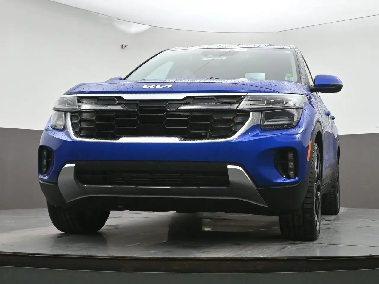 Kia Seltos снимка Kia Seltos