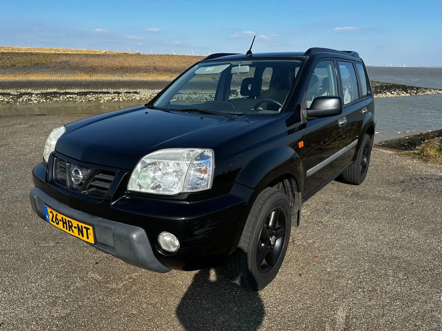 Nissan X-Trail X-Trail 2.0 Sport Grijs - 1