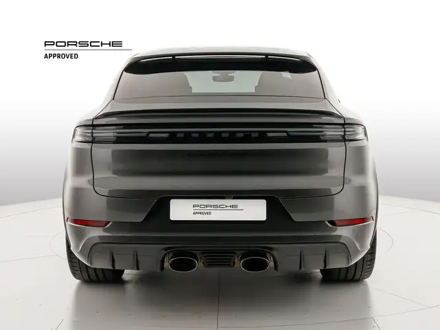 Porsche Cayenne view 5