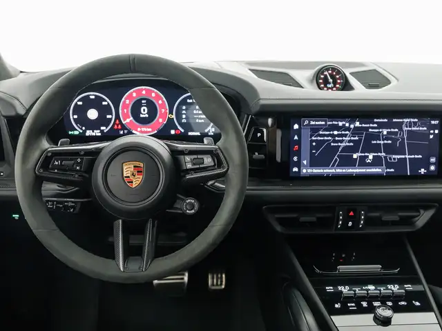 Porsche Cayenne view 8