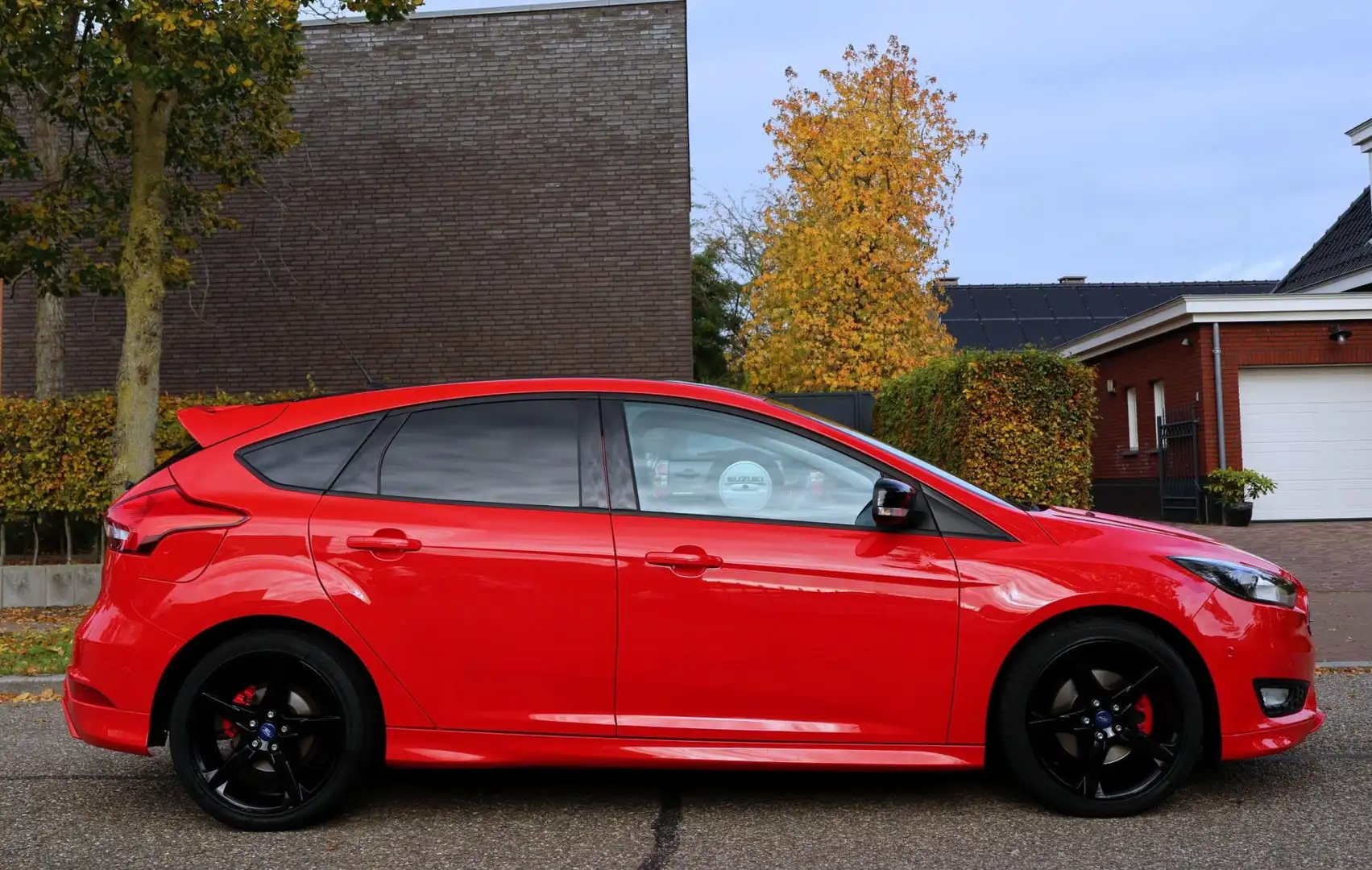 Ford Focus 1.5 Red Edition | ST-LINE | NAVI | CLIMA | CRUISE Rood - 2