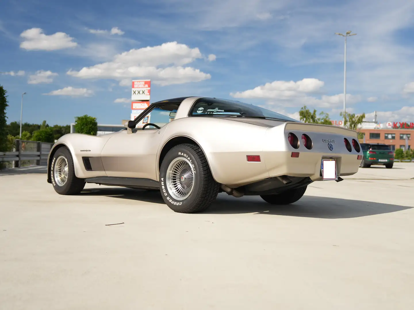 Corvette C3 Low Mileage Collectors Edition - TOP! Beige - 2