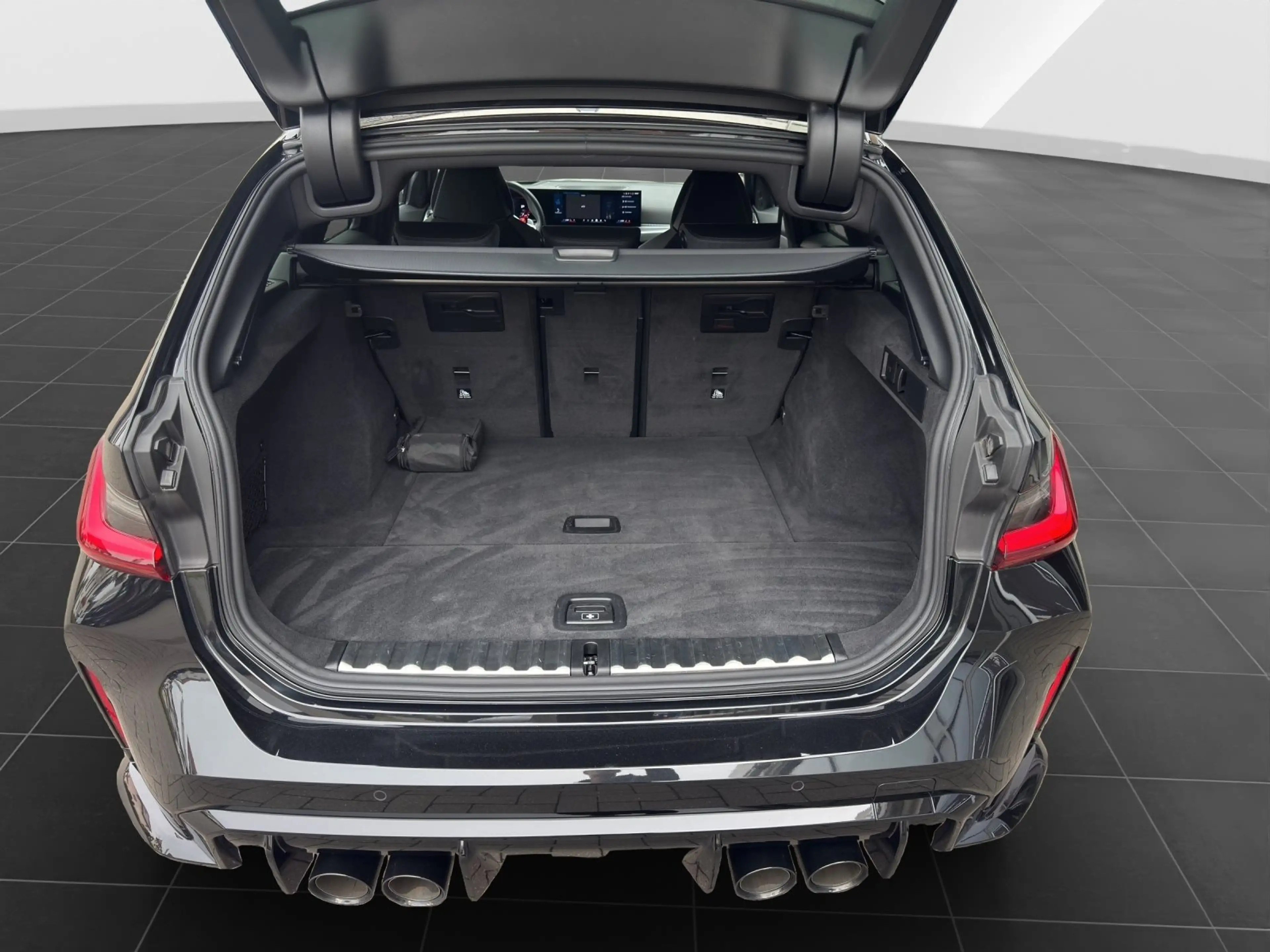 BMW M3 Competition M xDrive Touring — photo 14