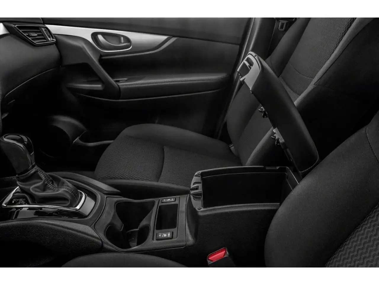 Nissan Qashqai снимка Nissan Qashqai