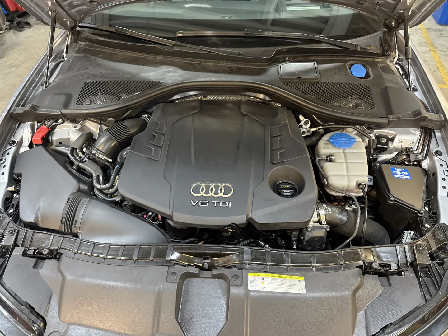 Audi A6 3.0 TDI  272 PS Euro 6  diesel quattro TÜV Grau - 2