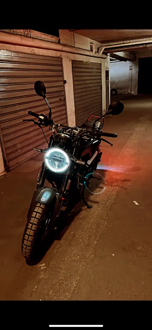 Husqvarna Svartpilen 125 - 2