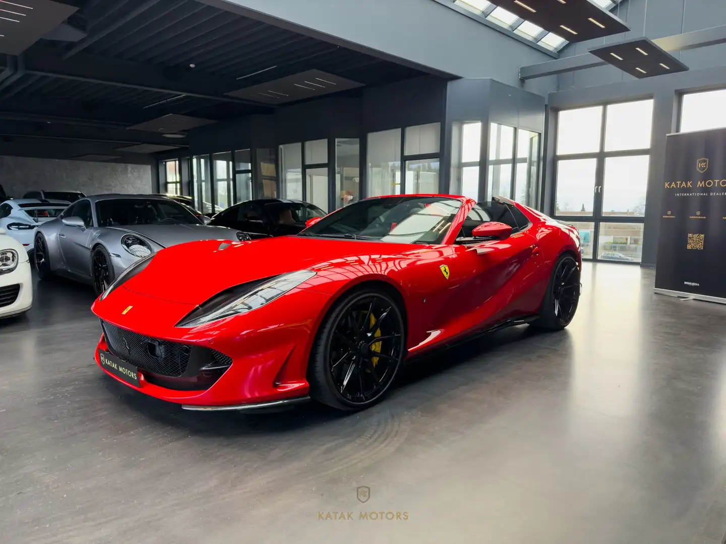 Ferrari 812 GTS LIFT/12XCARBON/NOVITEC/ADAS/LEDS Červená - 2