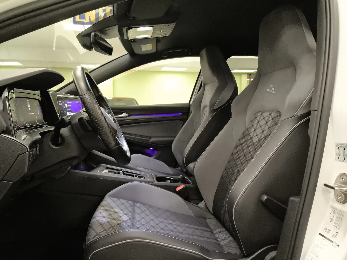 Volkswagen Golf 1.5 eTSI R-Line DSG 110kW Blanc - 2