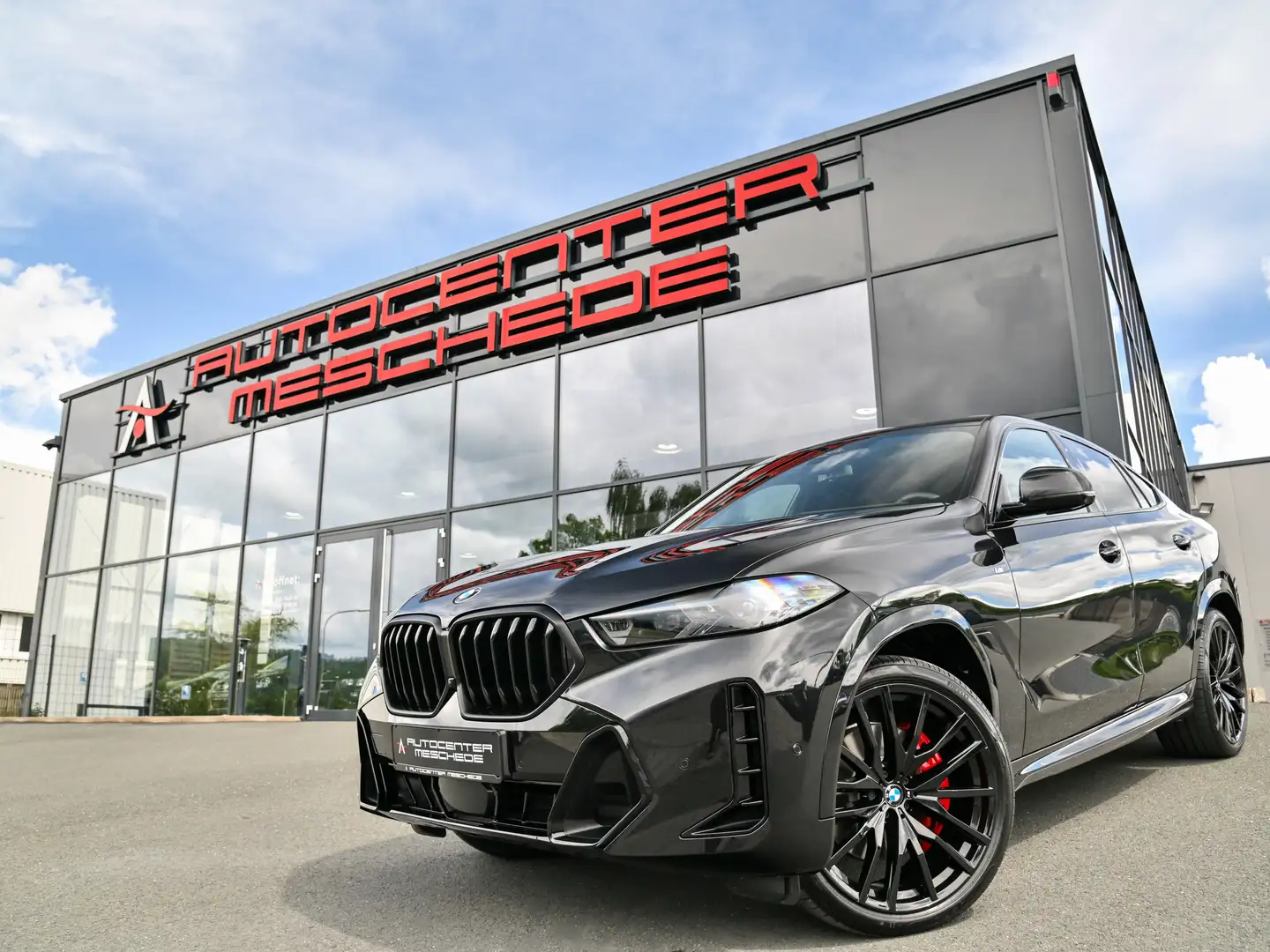 BMW X6 xDrive30d M Sport Pro* Pano* AHK* HUD* 22 !* Noir - 1