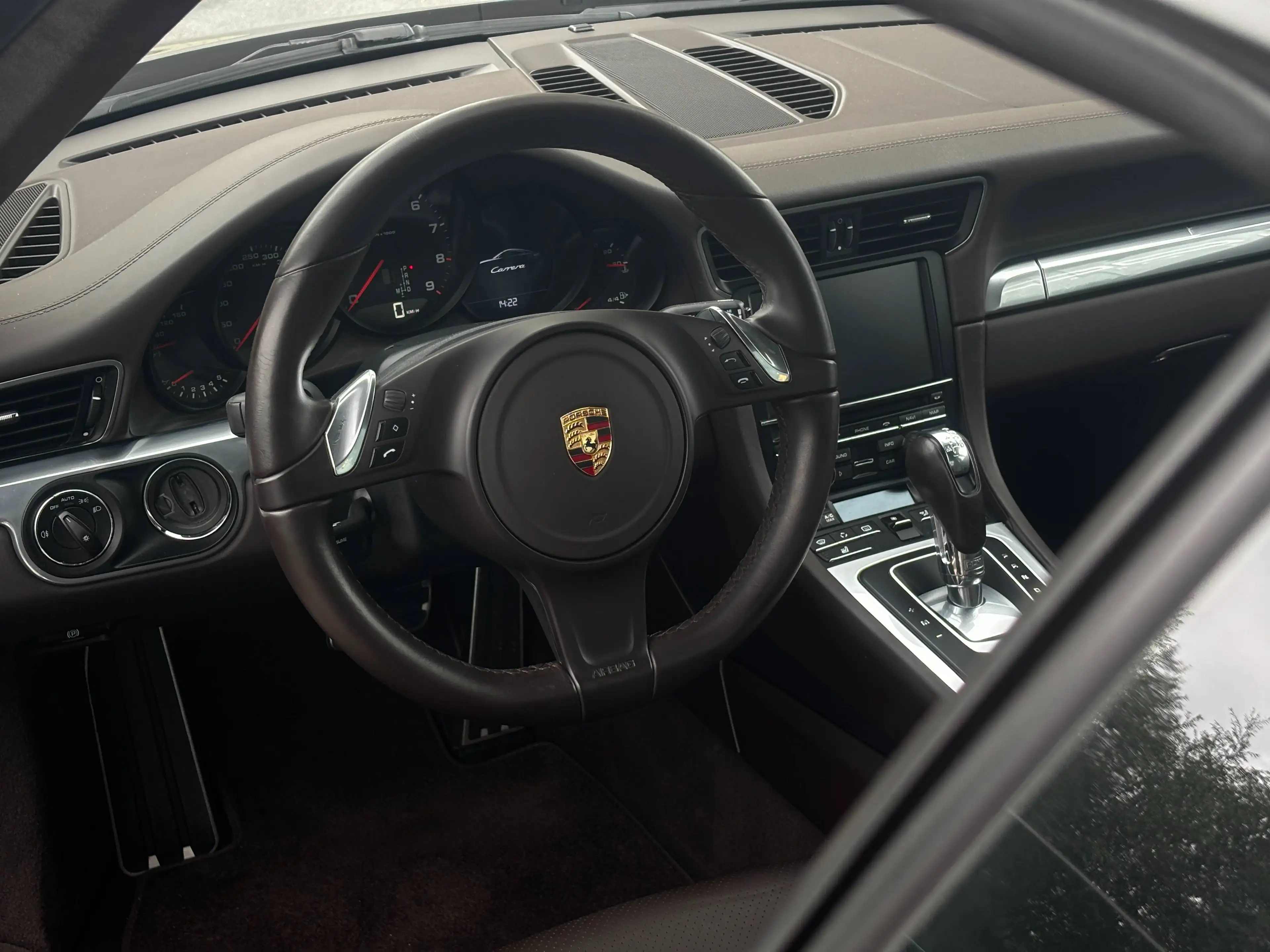 Porsche 991 Carrera 3.4 — photo 14