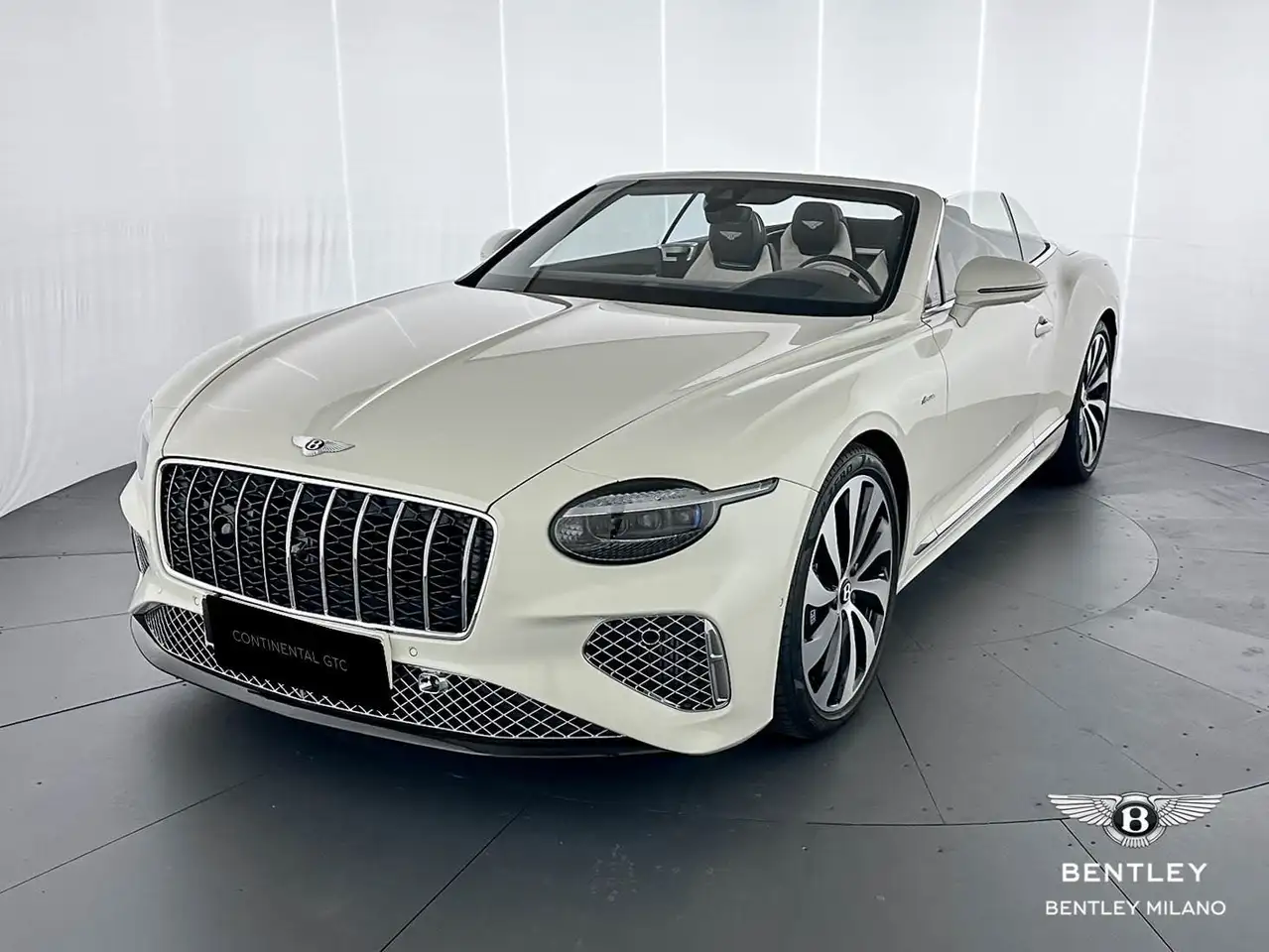 Bentley Continental GTC 2025