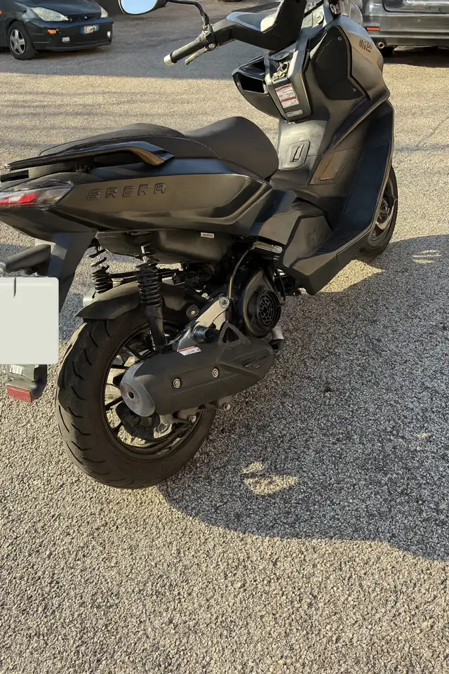 KL Motors Brera 125