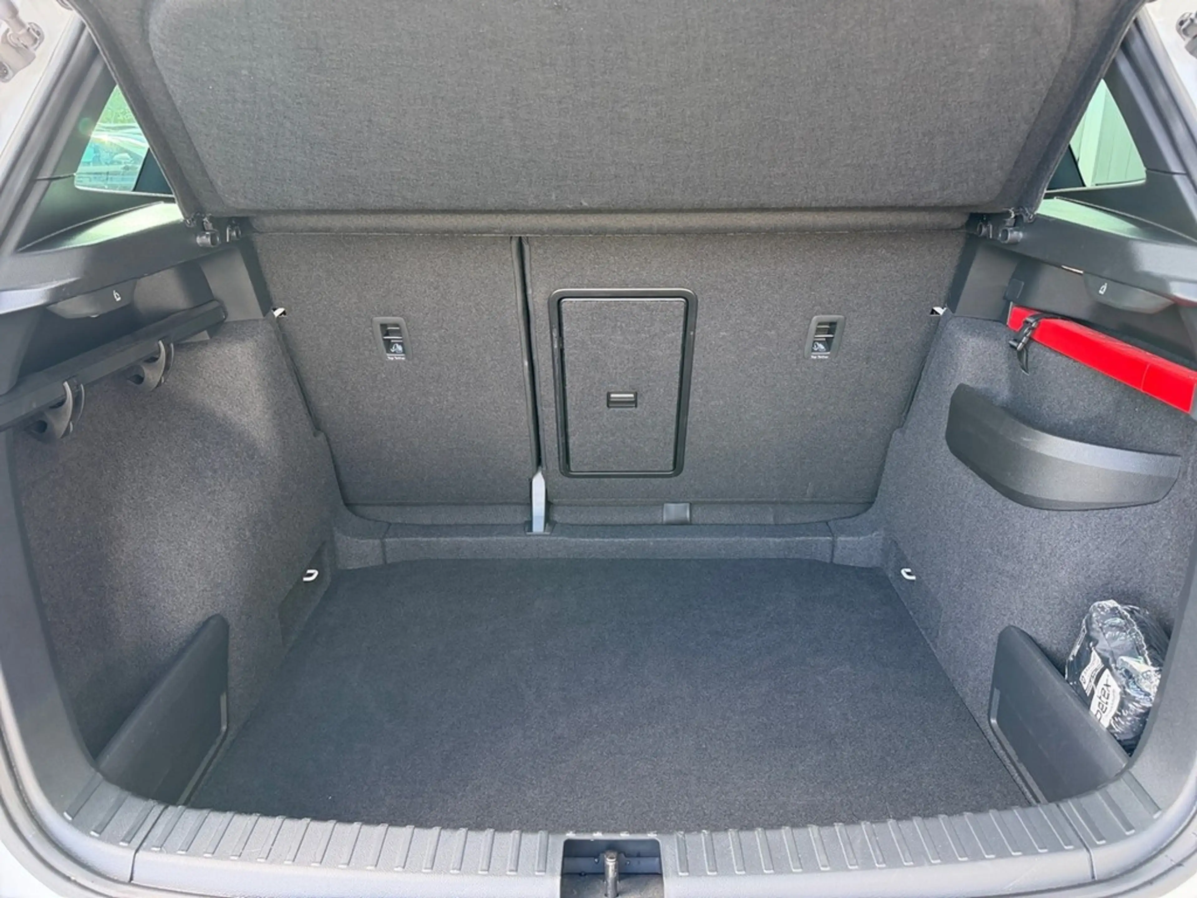 Skoda Karoq 1,5 TSI Sportline DSG — photo 13
