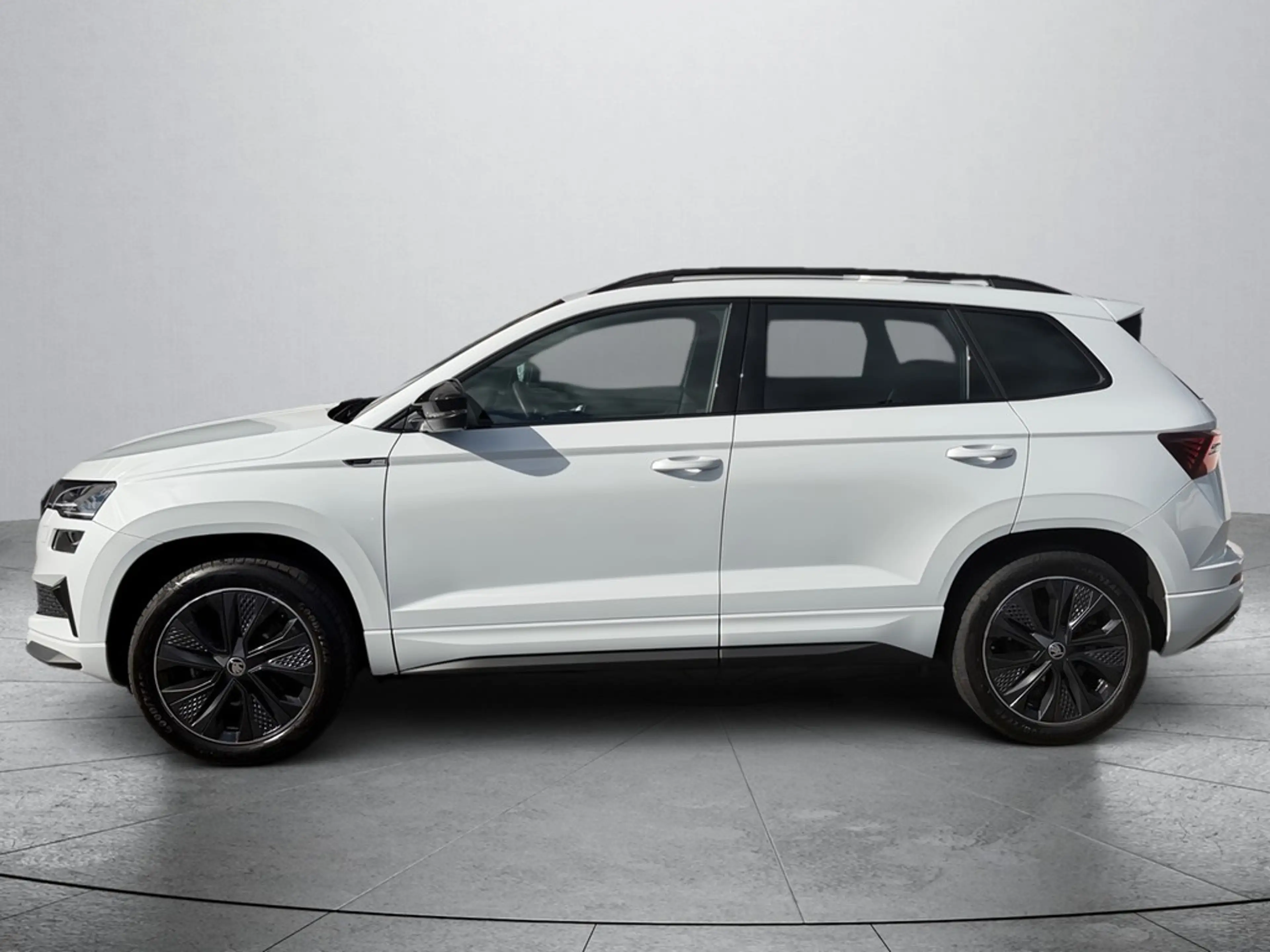 Skoda Karoq 1,5 TSI Sportline DSG — photo 4