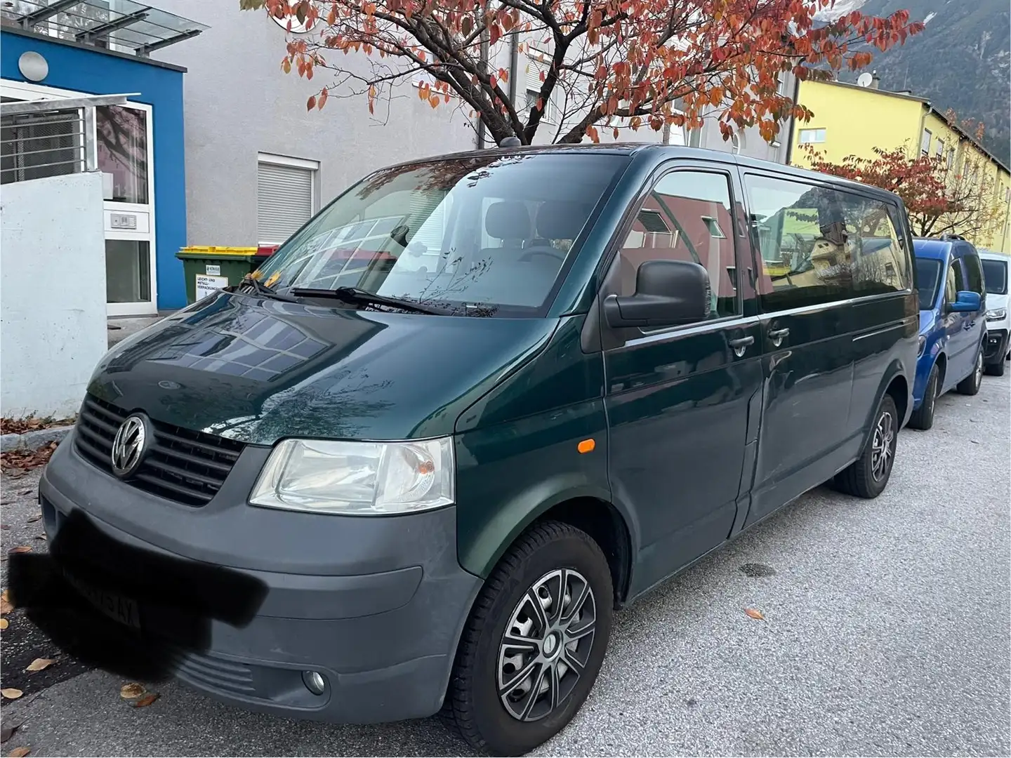 Volkswagen T5 Caravelle Caravelle 2,5 TDI Grün - 2