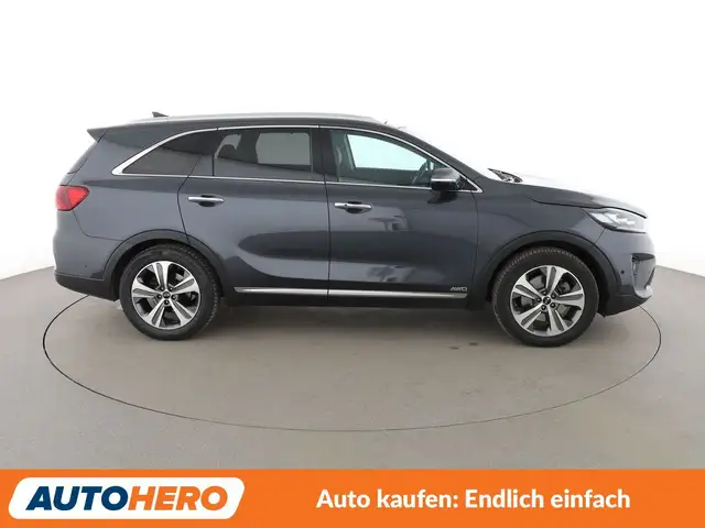 Kia Sorento view 7