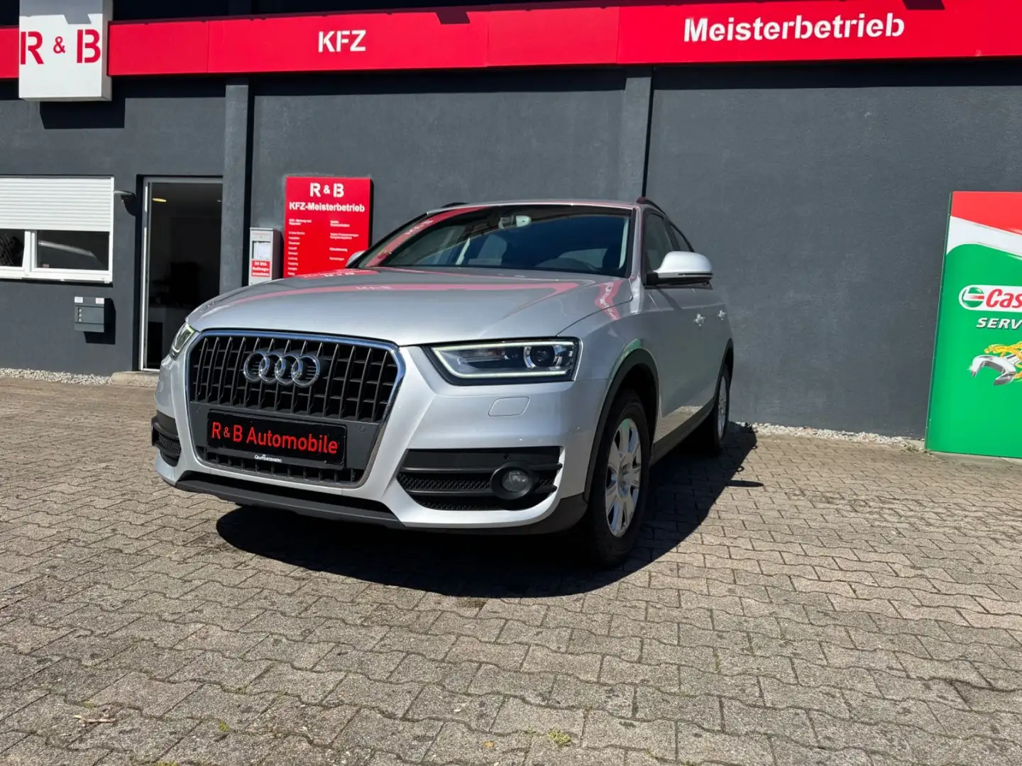 Audi Q3 2.0 TDI*Led*Tüv Neu! Stříbrná - 1