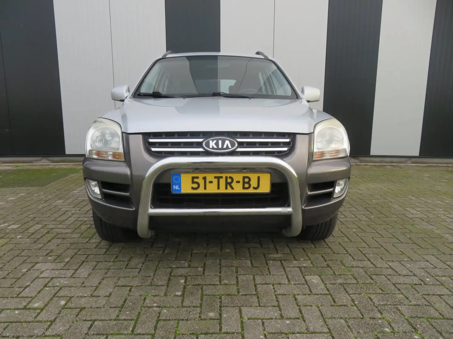 Kia Sportage 2.0 CVVT X-ecutive Grau - 2