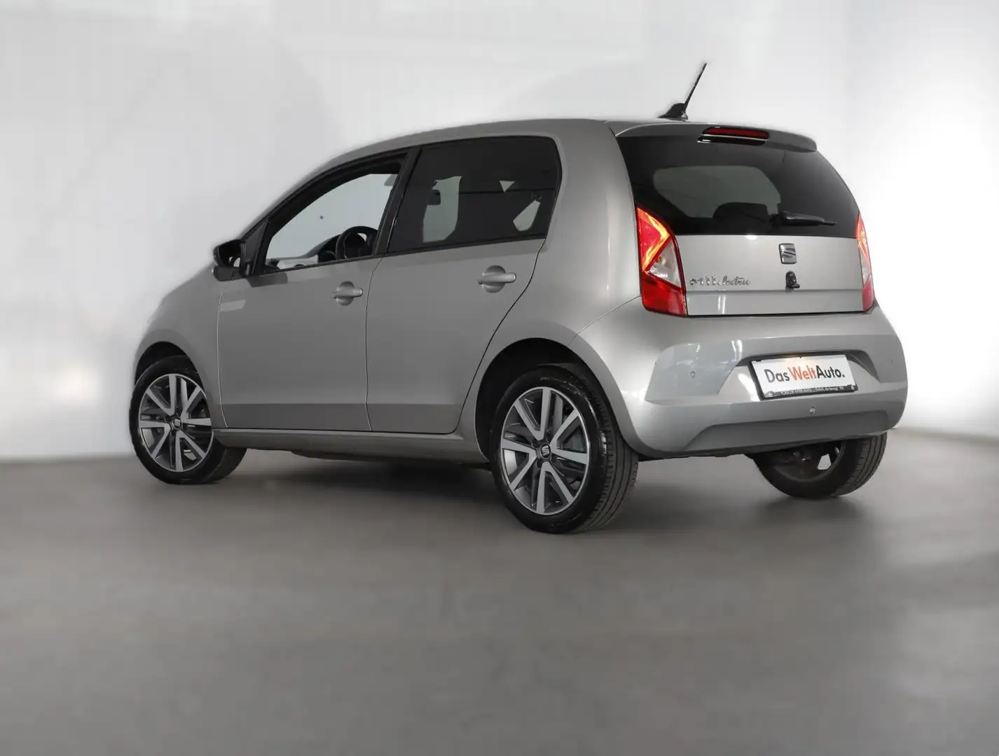 SEAT Mii electric Plus Silber - 2