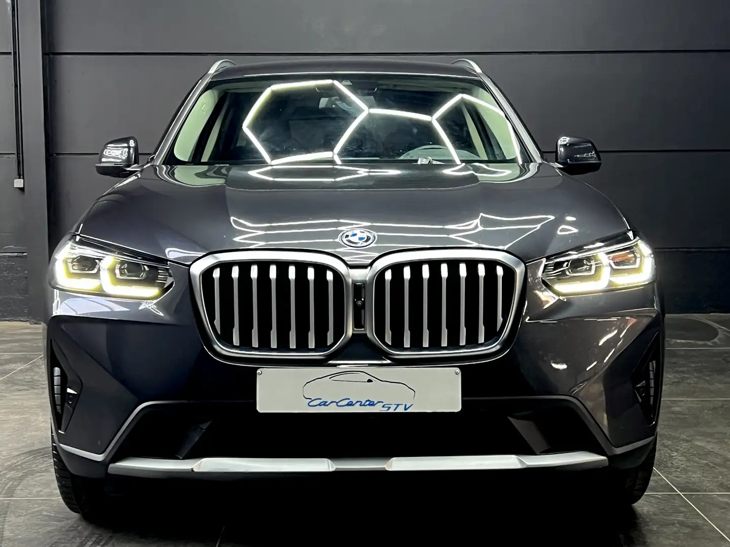 BMW X3 xDrive30e Aut. xLine / Sport int. / LED / 360° Grau - 2