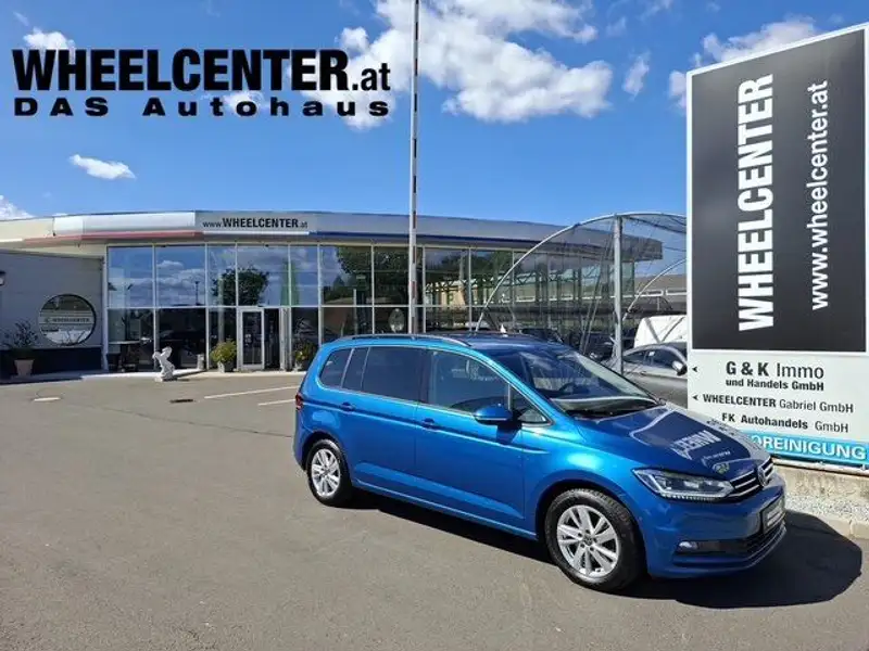 VOLKSWAGEN Touran