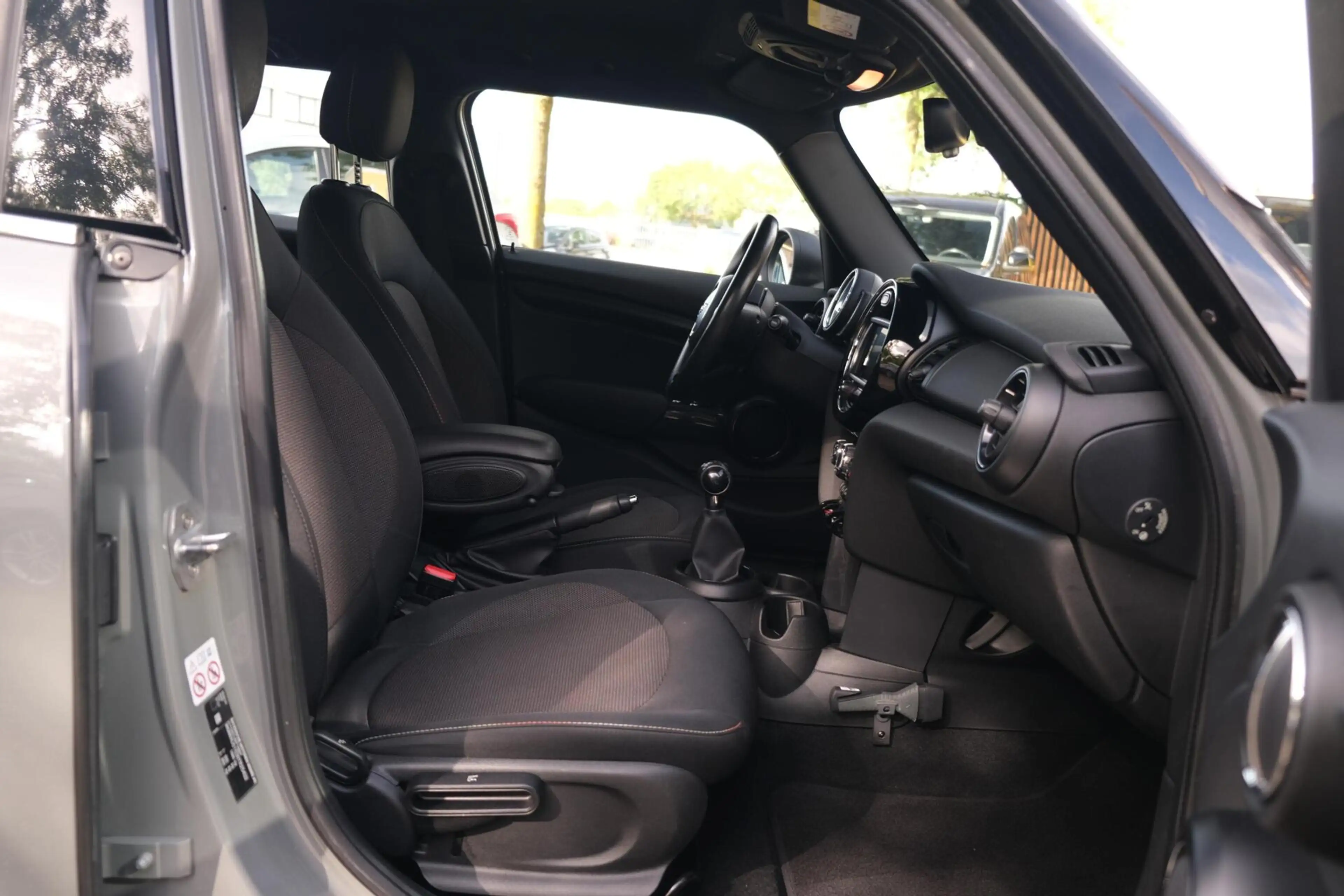 MINI One 5-Deurs 1.5 Pepper|Rijklaar|Dealeronderhouden|Appl — photo 48