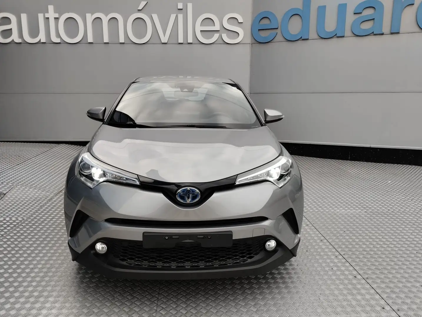 Toyota C-HR 125H Style Plus Plateado - 2