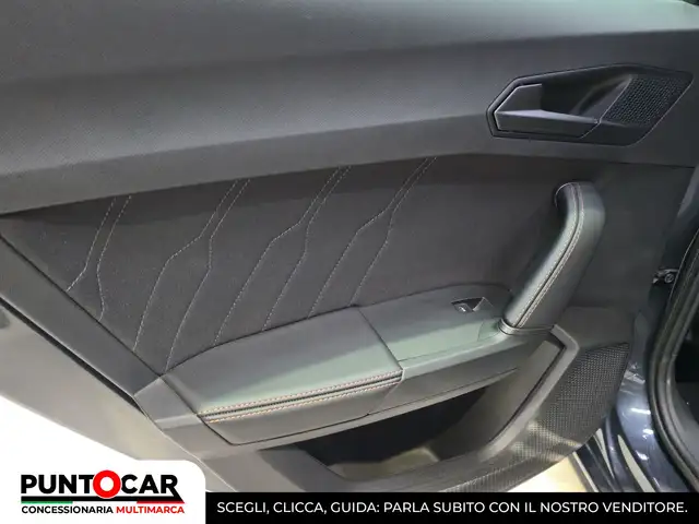 Cupra Leon view 12