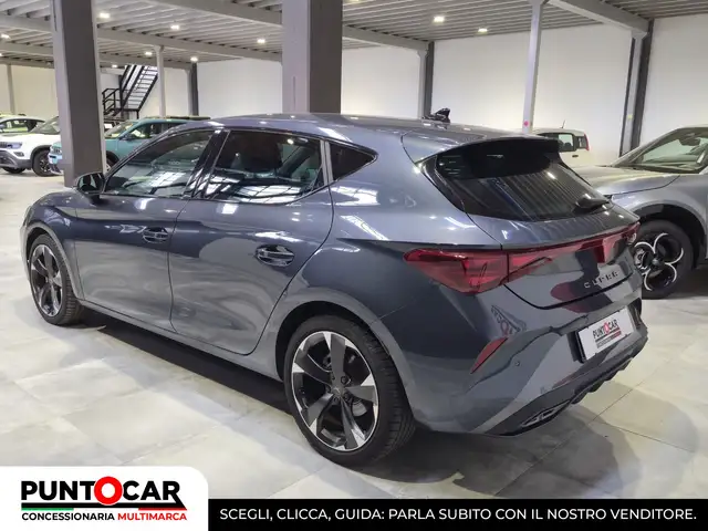 Cupra Leon view 6