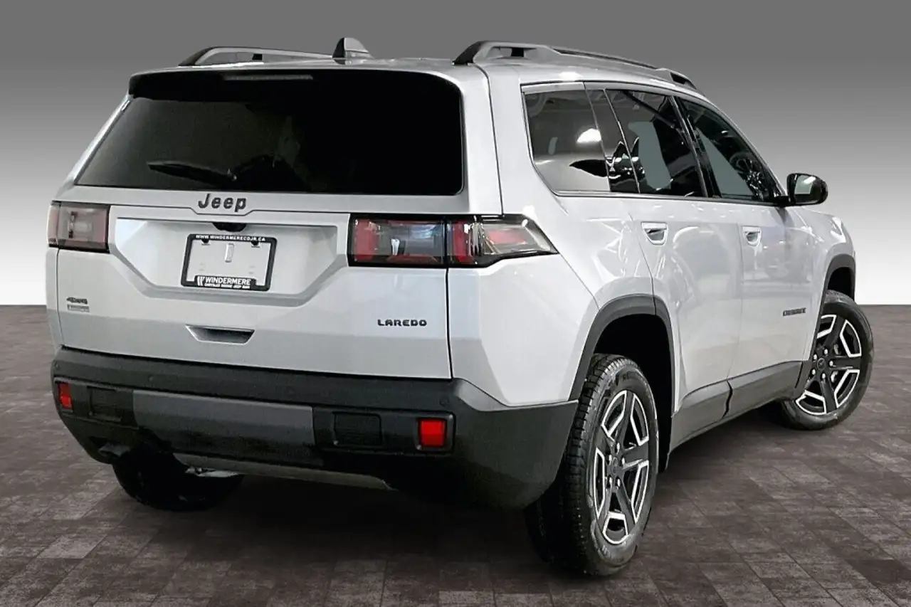 Jeep Cherokee снимка Jeep Cherokee