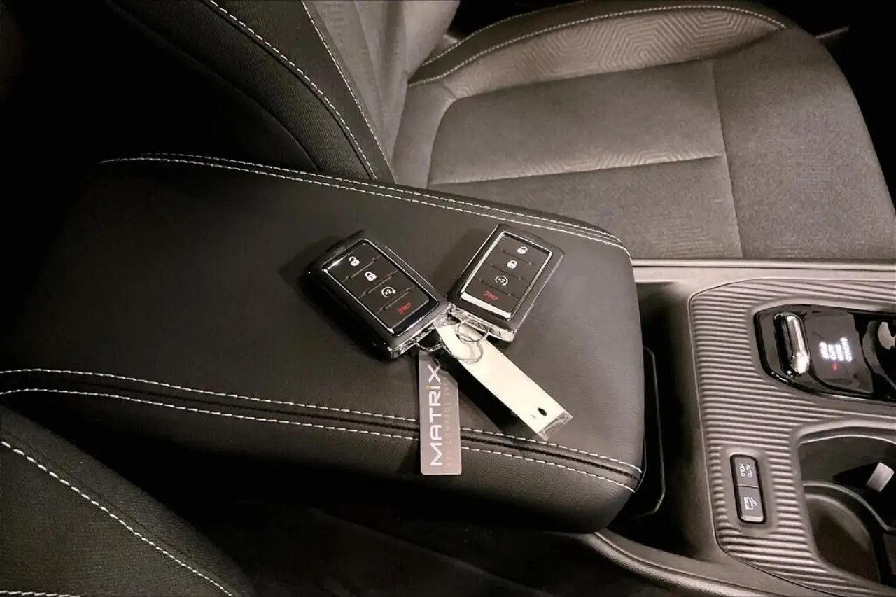 Jeep Cherokee снимка Jeep Cherokee