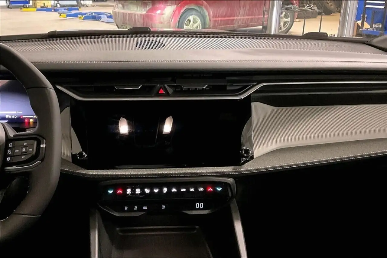 Jeep Cherokee снимка Jeep Cherokee