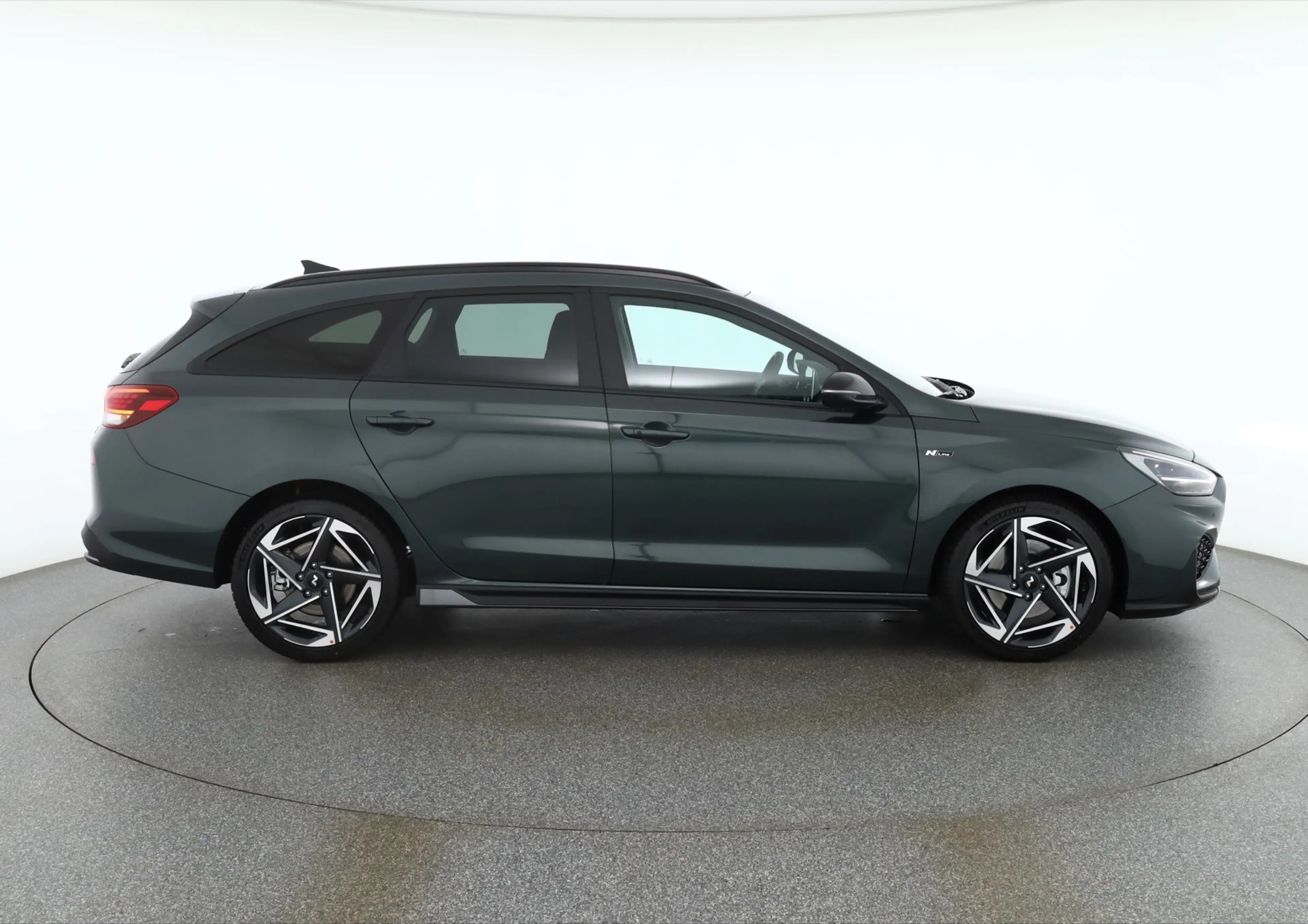 Hyundai i30 Kombi 1.6 T-GDI N-Line Aut. LED Navi Kamera — photo 6