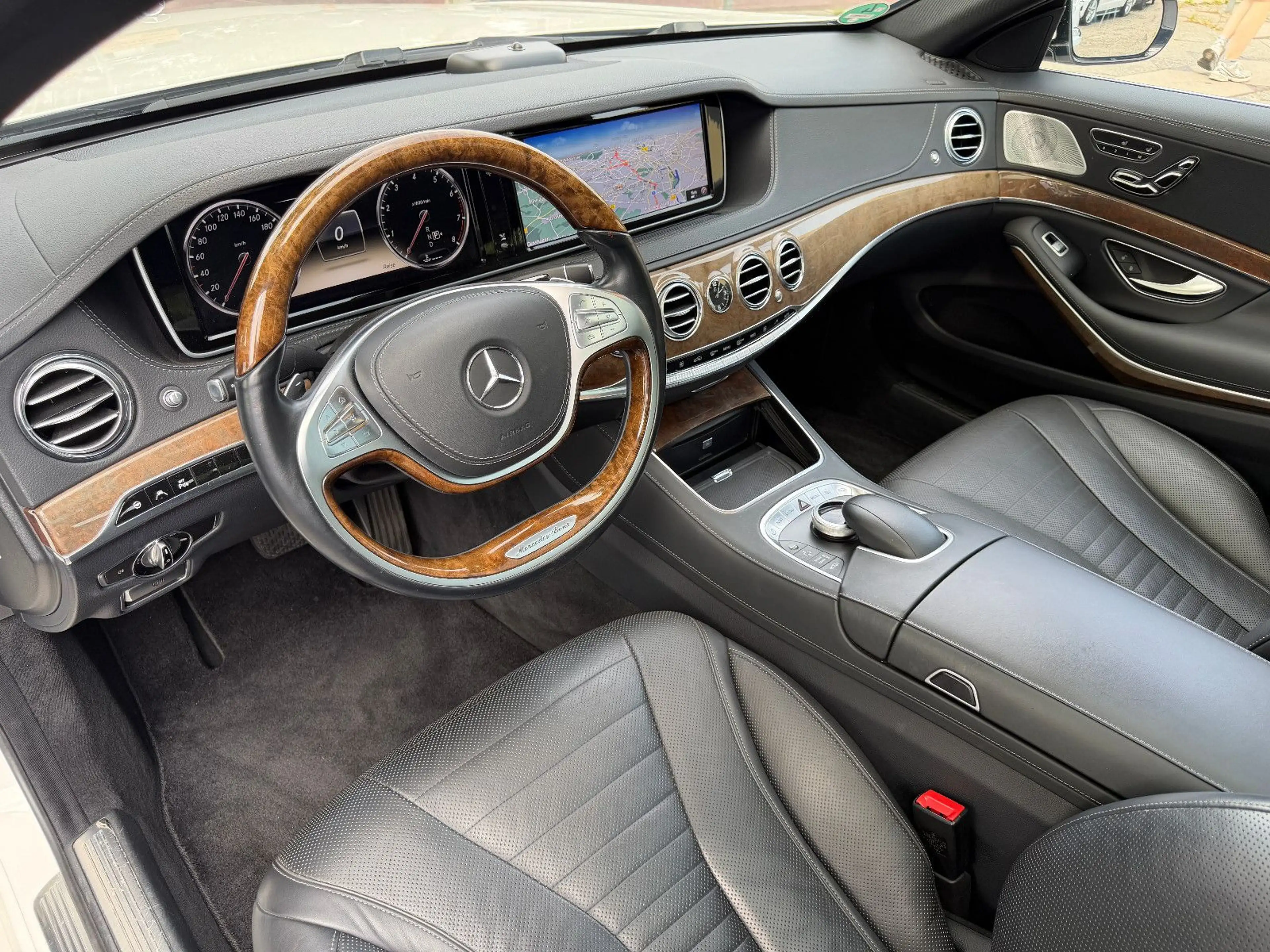 Mercedes-Benz S 500 L LIMOUSINE*V8*BURMESTER*PANORAMA*KAMERA* — photo 9