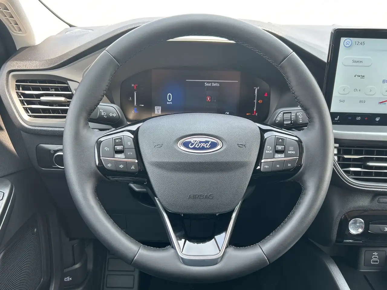 Ford Escape снимка Ford Escape