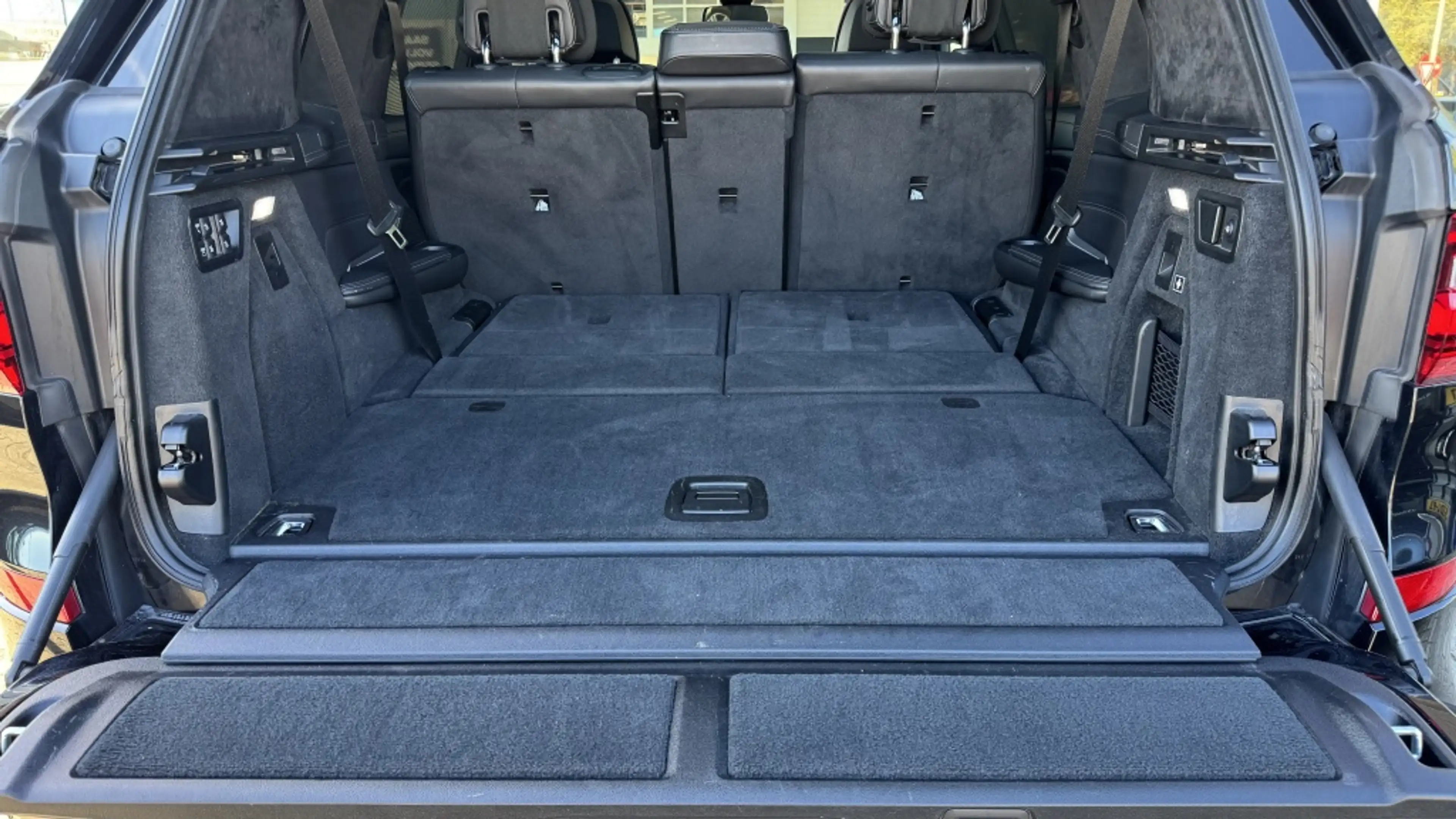 BMW X7 M50i High Executive | Pano | Head-Up | Trekhaak | — photo 14