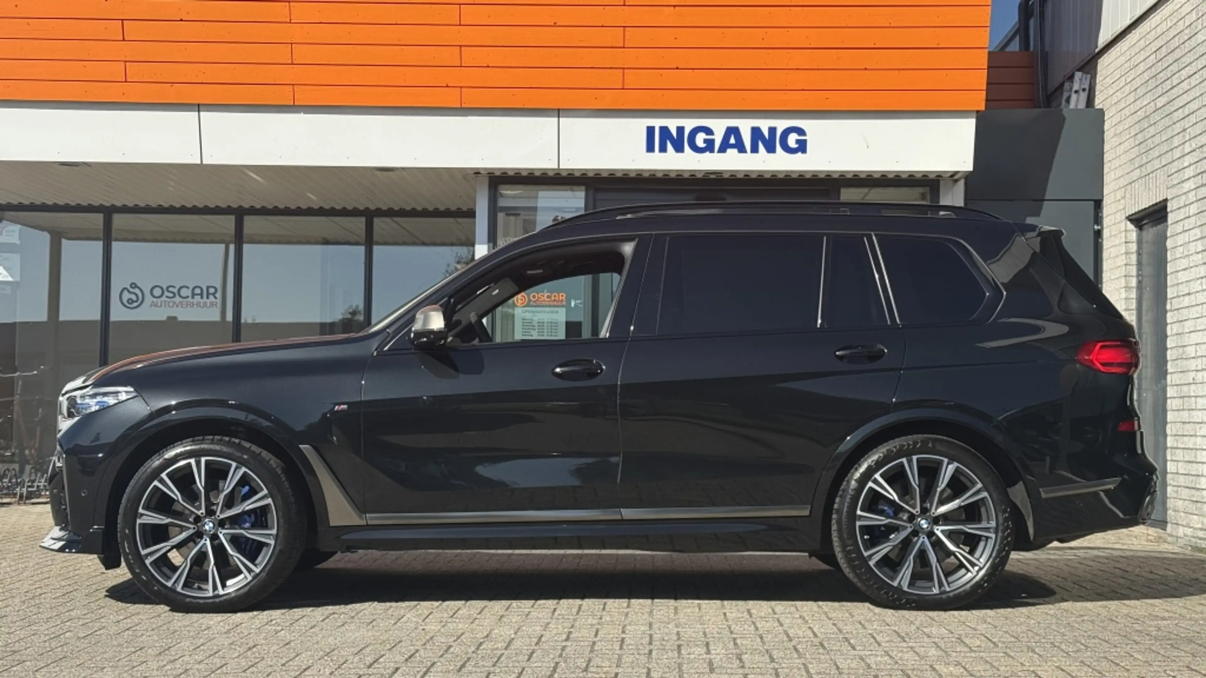 BMW X7 M50i High Executive | Pano | Head-Up | Trekhaak | — photo 2
