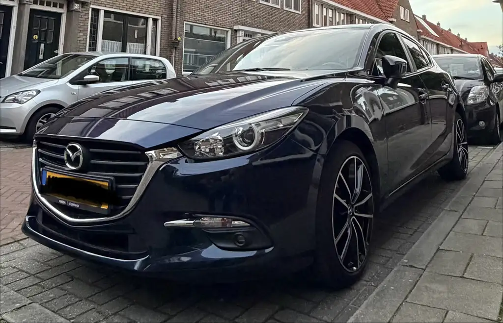 Mazda 3 2018 из Европы — купить под ключ