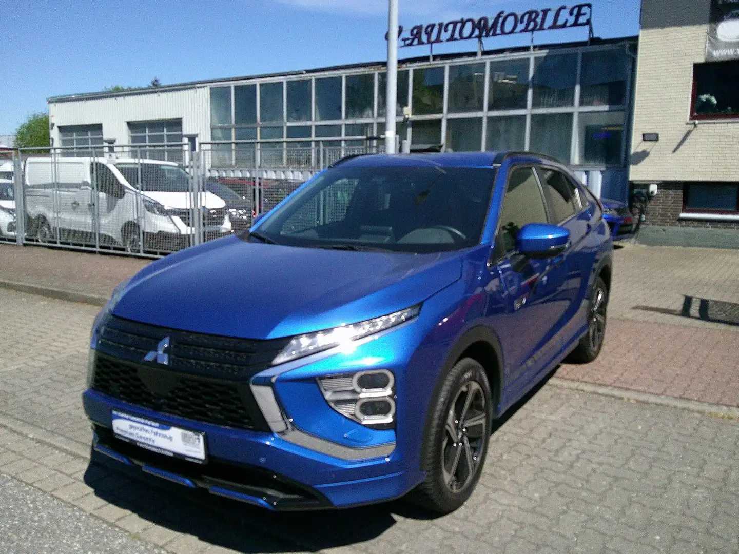 Mitsubishi Eclipse Cross Plus Black Hybrid 4WD Azul - 1