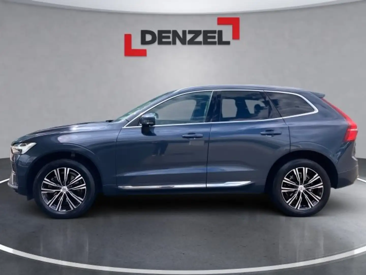 Volvo XC60 B5 AWD Inscript Blau - 2