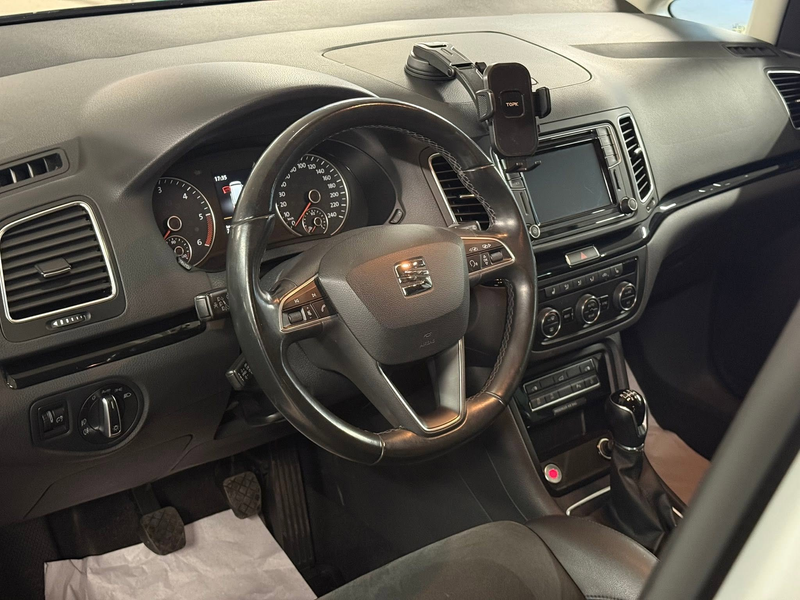 SEAT Alhambra 2.0 TDI Executive 150 PS 7 Sitze Vollausstattung — photo 11
