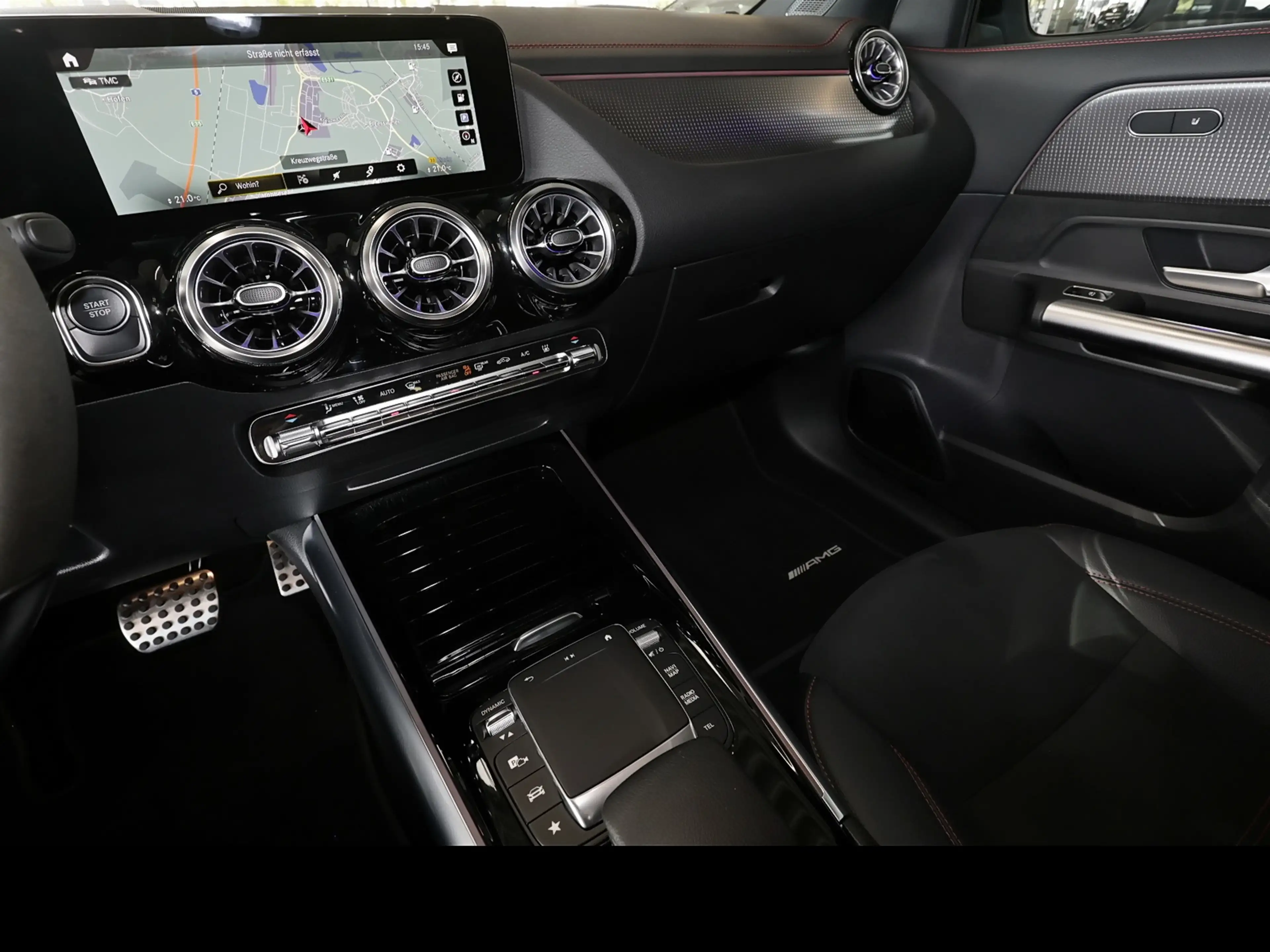 Mercedes-Benz EQA 250 AMG Panoschieb+360°+LED+Sitzh.+Night — photo 11