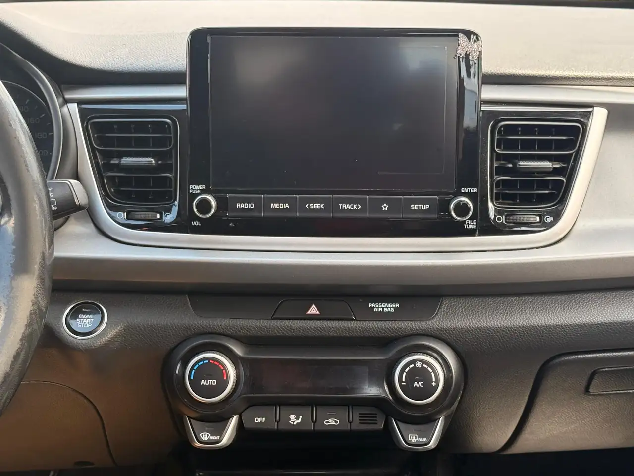Kia Rio снимка Kia Rio