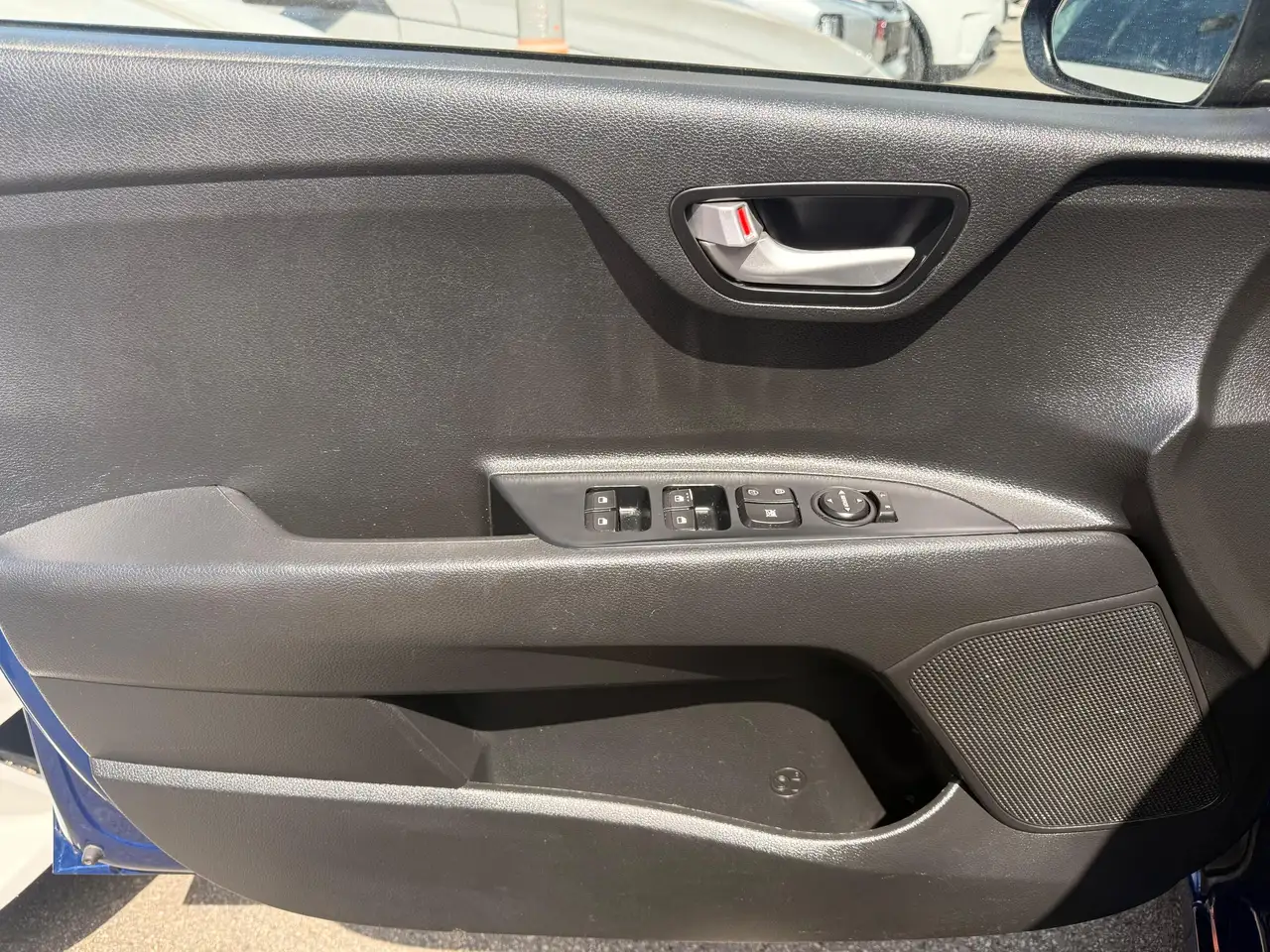 Kia Rio снимка Kia Rio