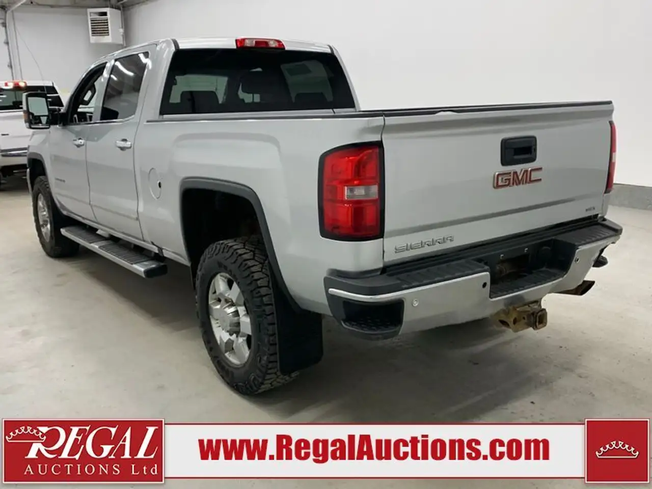 GMC Sierra 2500HD снимка GMC Sierra 2500HD