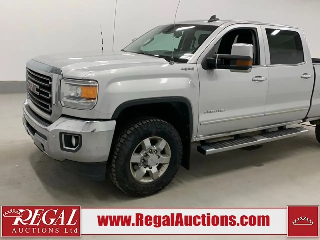 GMC Sierra 2500HD снимка GMC Sierra 2500HD
