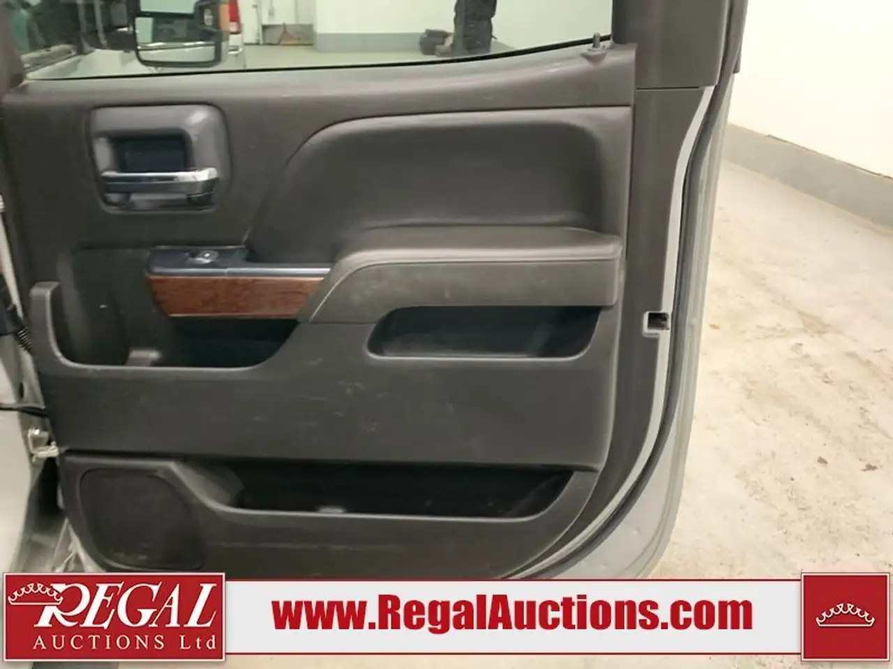 GMC Sierra 2500HD снимка GMC Sierra 2500HD